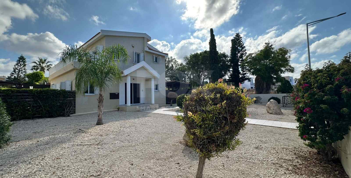 Luxury four Bedroom Detached Villa with Private Pool & Sea Views for Sale in Sea Caves – St George, Paphos | Full title deeds
