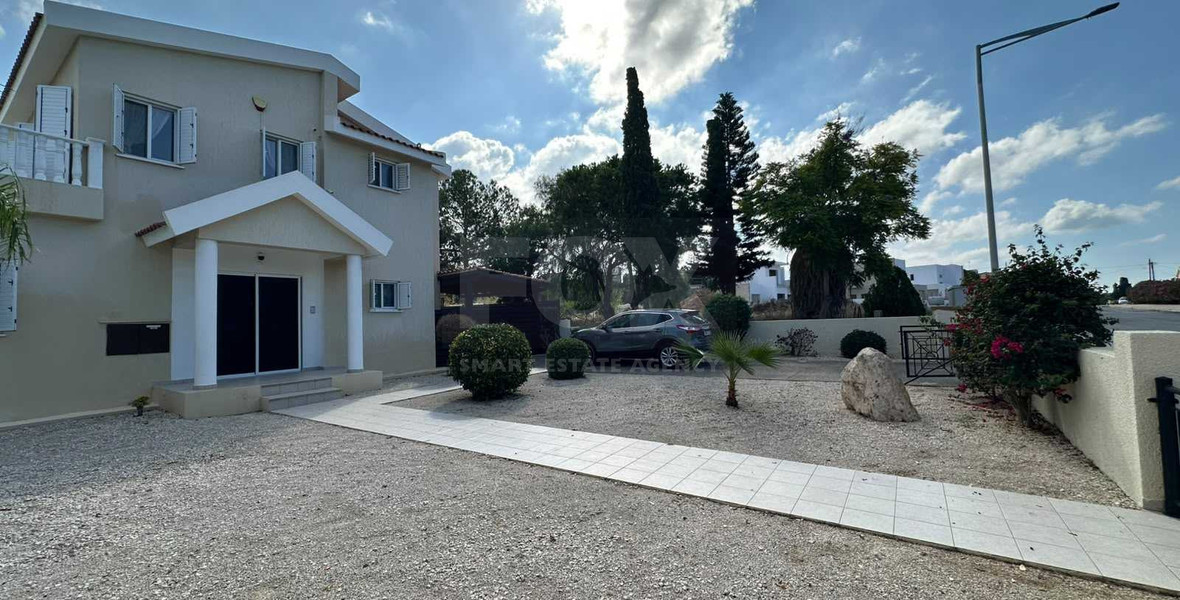 Luxury four Bedroom Detached Villa with Private Pool & Sea Views for Sale in Sea Caves – St George, Paphos | Full title deeds