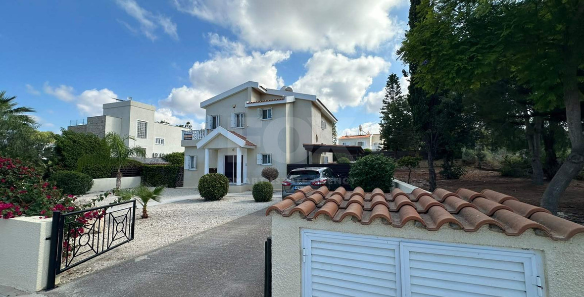 Luxury four Bedroom Detached Villa with Private Pool & Sea Views for Sale in Sea Caves – St George, Paphos | Full title deeds