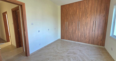 BRIGHT TWO-BEDROOM APARTMENT FOR SALE | 86 m² | 4TH FLOOR | COVERED VERANDA | PARKING | NEAPOLI, LIMASSOL