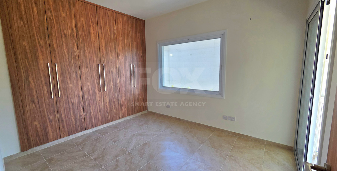 BRIGHT TWO-BEDROOM APARTMENT FOR SALE | 86 m² | 4TH FLOOR | COVERED VERANDA | PARKING | NEAPOLI, LIMASSOL
