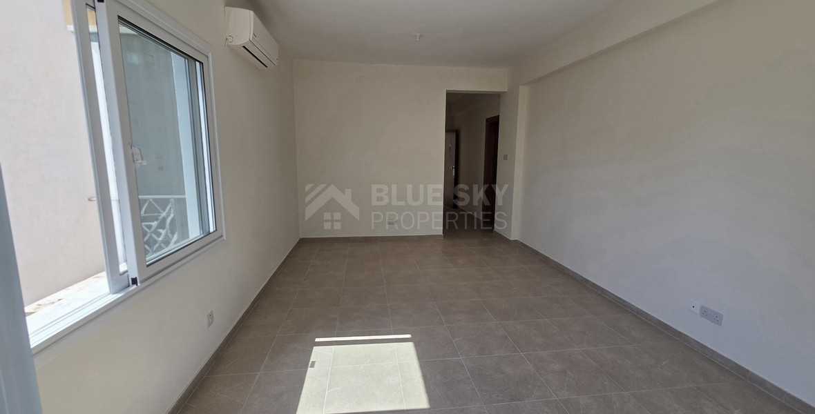 BRIGHT TWO-BEDROOM APARTMENT FOR SALE | 86 m² | 4TH FLOOR | COVERED VERANDA | PARKING | NEAPOLI, LIMASSOL