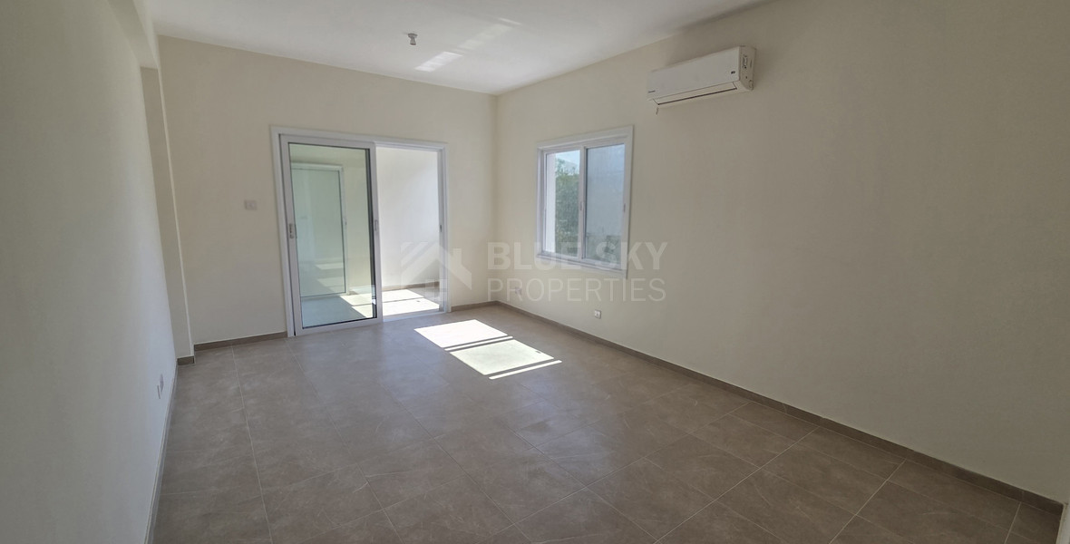 BRIGHT TWO-BEDROOM APARTMENT FOR SALE | 86 m² | 4TH FLOOR | COVERED VERANDA | PARKING | NEAPOLI, LIMASSOL