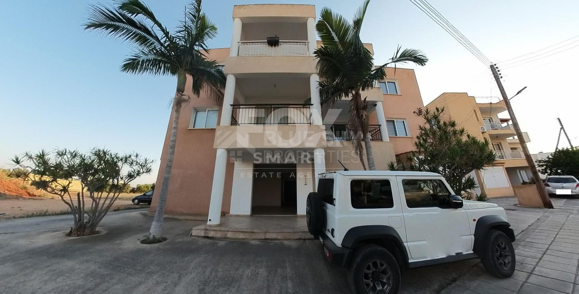 For sale  Renovated Two-Bed Apartment in Empa with City Views