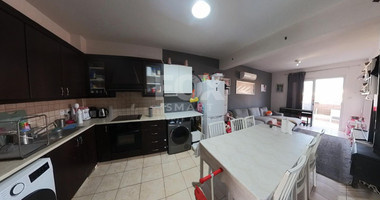 For sale  Renovated Two-Bed Apartment in Empa with City Views