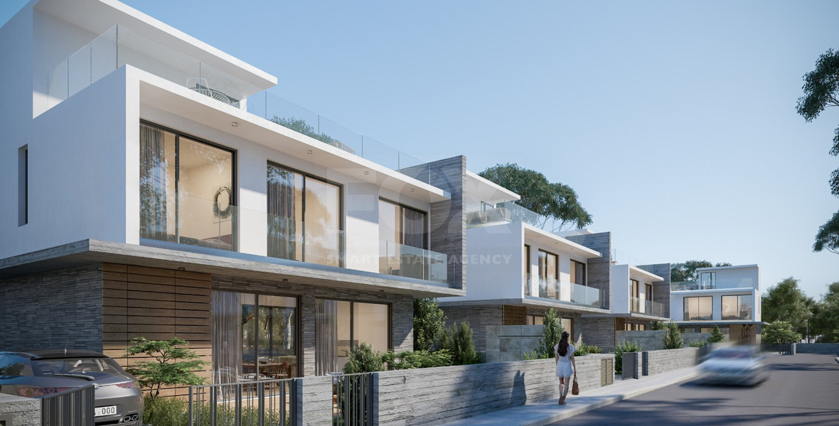 Three-Bedroom Villa with Private Pool and Roof Garden in Kato Paphos, for sale