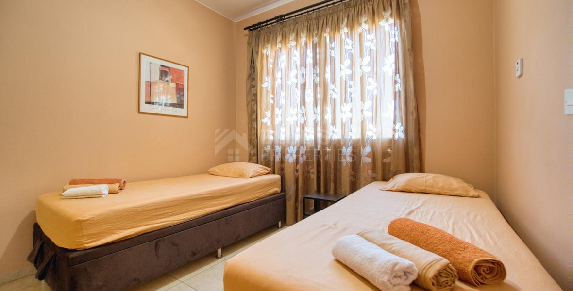 Charming two Bedroom Penthouse in Universal, Kato Paphos for sale