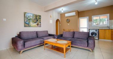 Charming two Bedroom Penthouse in Universal, Kato Paphos for sale