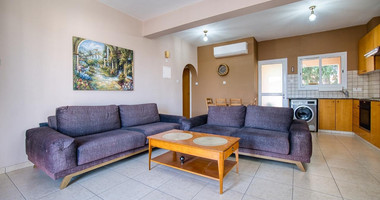 Charming two Bedroom Penthouse in Universal, Kato Paphos for sale