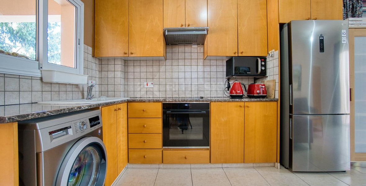 Charming two Bedroom Penthouse in Universal, Kato Paphos for sale
