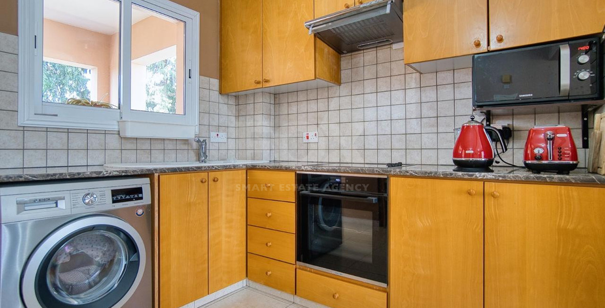 Charming two Bedroom Penthouse in Universal, Kato Paphos for sale