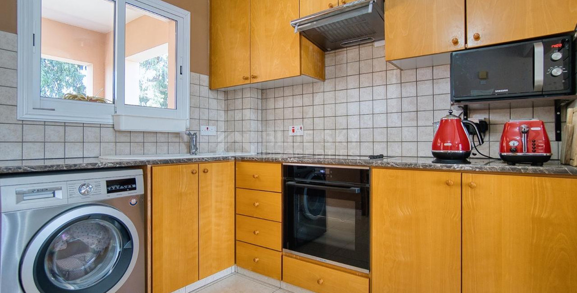 Charming two Bedroom Penthouse in Universal, Kato Paphos for sale