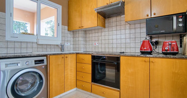 Charming two Bedroom Penthouse in Universal, Kato Paphos for sale