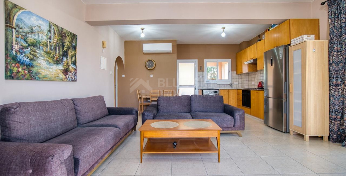 Charming two Bedroom Penthouse in Universal, Kato Paphos for sale