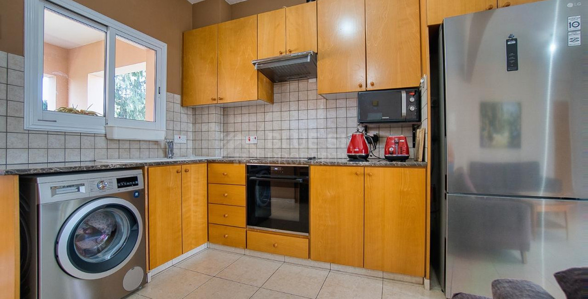 Charming two Bedroom Penthouse in Universal, Kato Paphos for sale