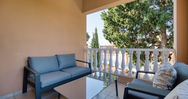 Charming two Bedroom Penthouse in Universal, Kato Paphos for sale