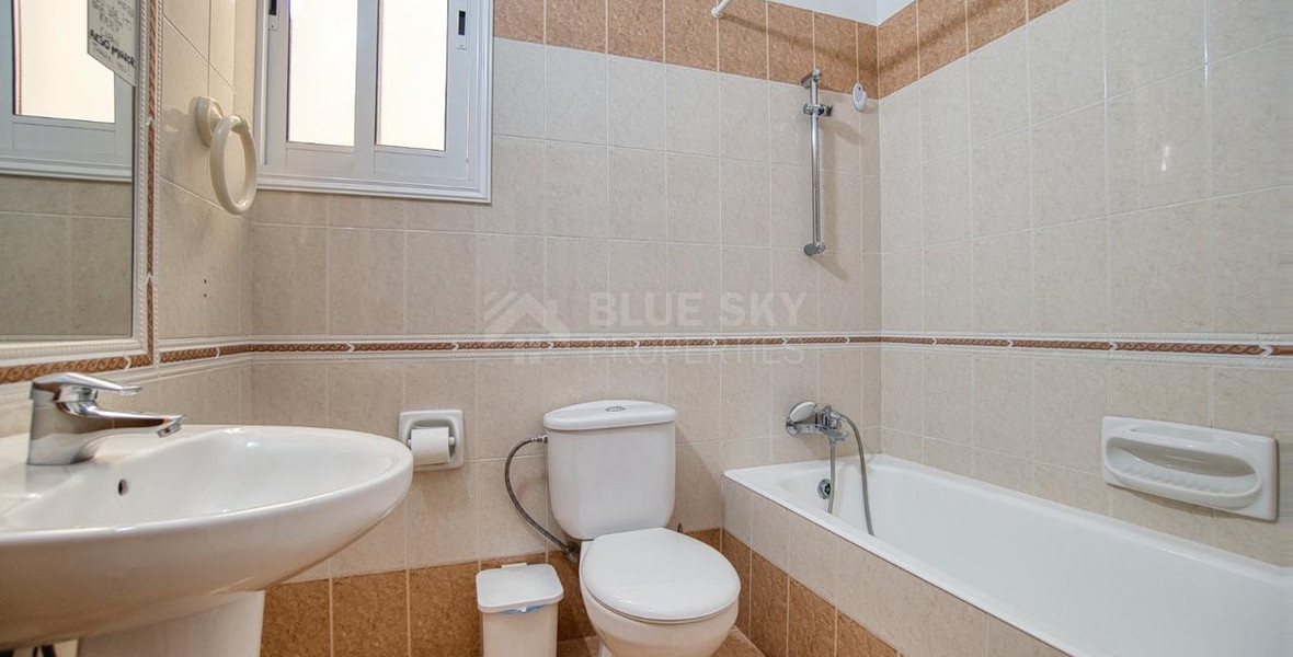Charming two Bedroom Penthouse in Universal, Kato Paphos for sale