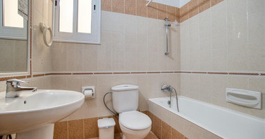 Charming two Bedroom Penthouse in Universal, Kato Paphos for sale