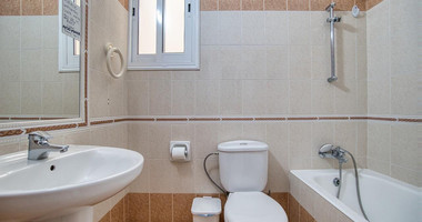 Charming two Bedroom Penthouse in Universal, Kato Paphos for sale