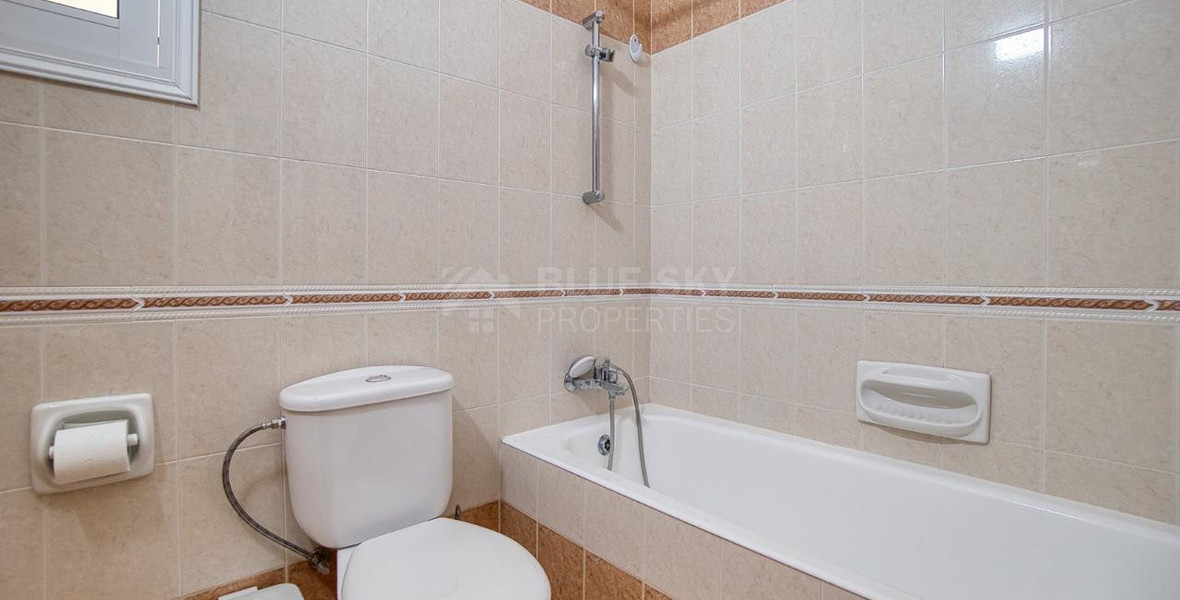 Charming two Bedroom Penthouse in Universal, Kato Paphos for sale