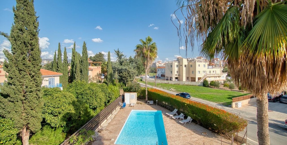 Charming two Bedroom Penthouse in Universal, Kato Paphos for sale