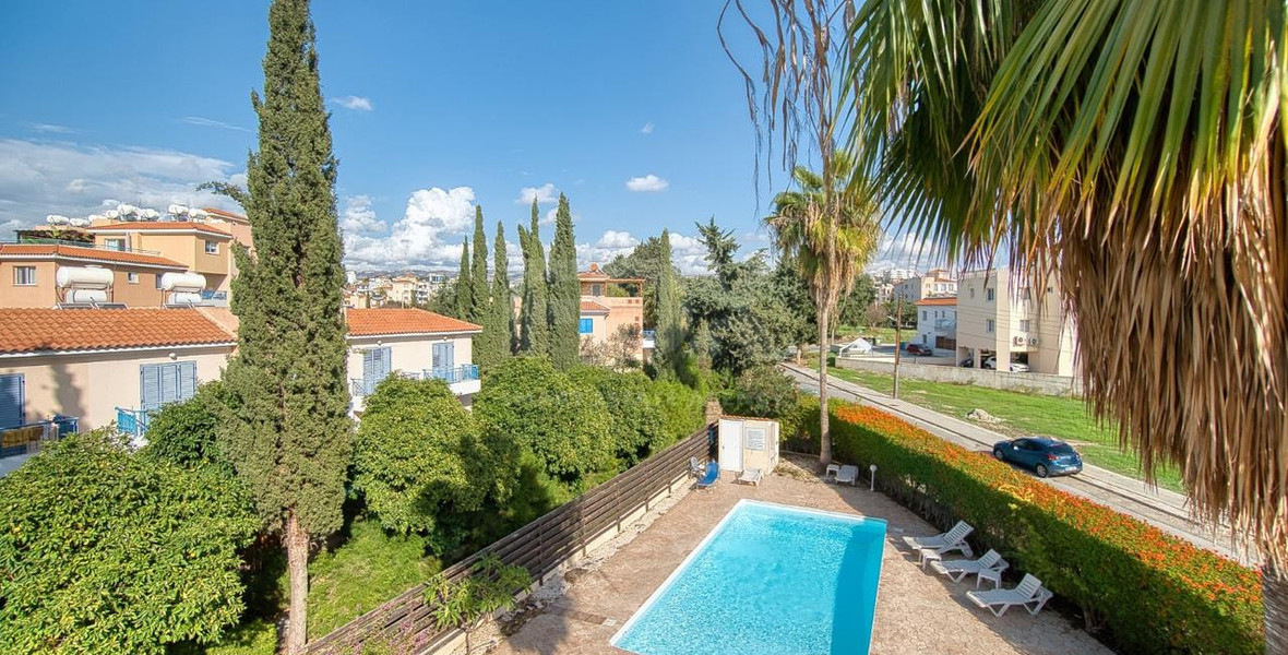 Charming two Bedroom Penthouse in Universal, Kato Paphos for sale
