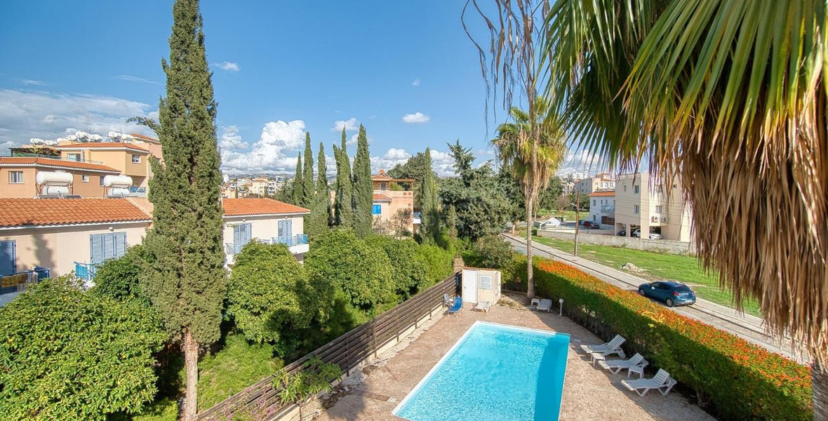 Charming two Bedroom Penthouse in Universal, Kato Paphos for sale