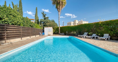 Charming two Bedroom Penthouse in Universal, Kato Paphos for sale