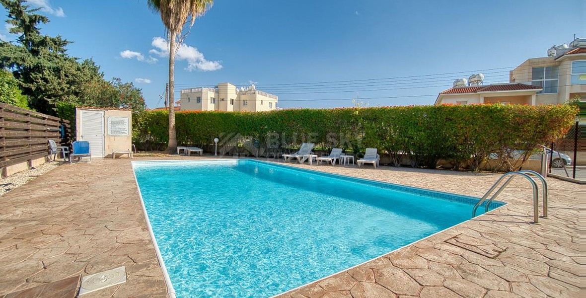 Charming two Bedroom Penthouse in Universal, Kato Paphos for sale