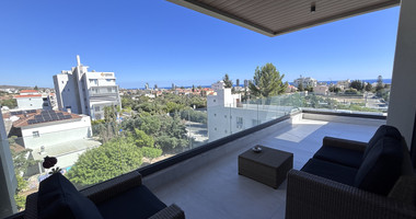 Modern 2-Bed Apartment in Agia Paraskevi with Sea Views