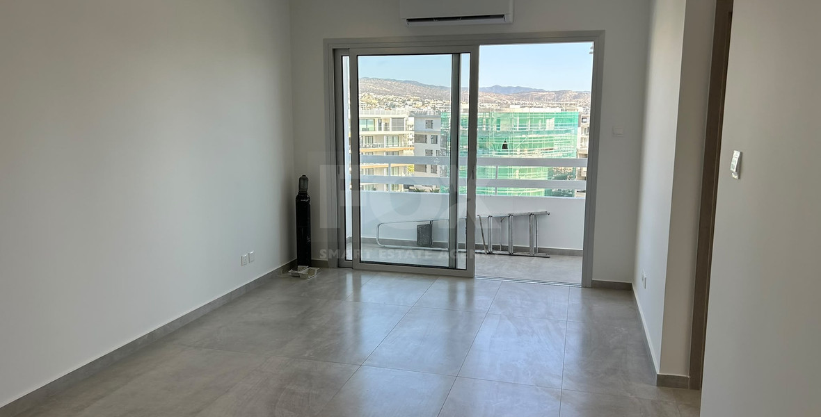Sea View Top-Floor 2 Bedroom Apartment in Neapoli