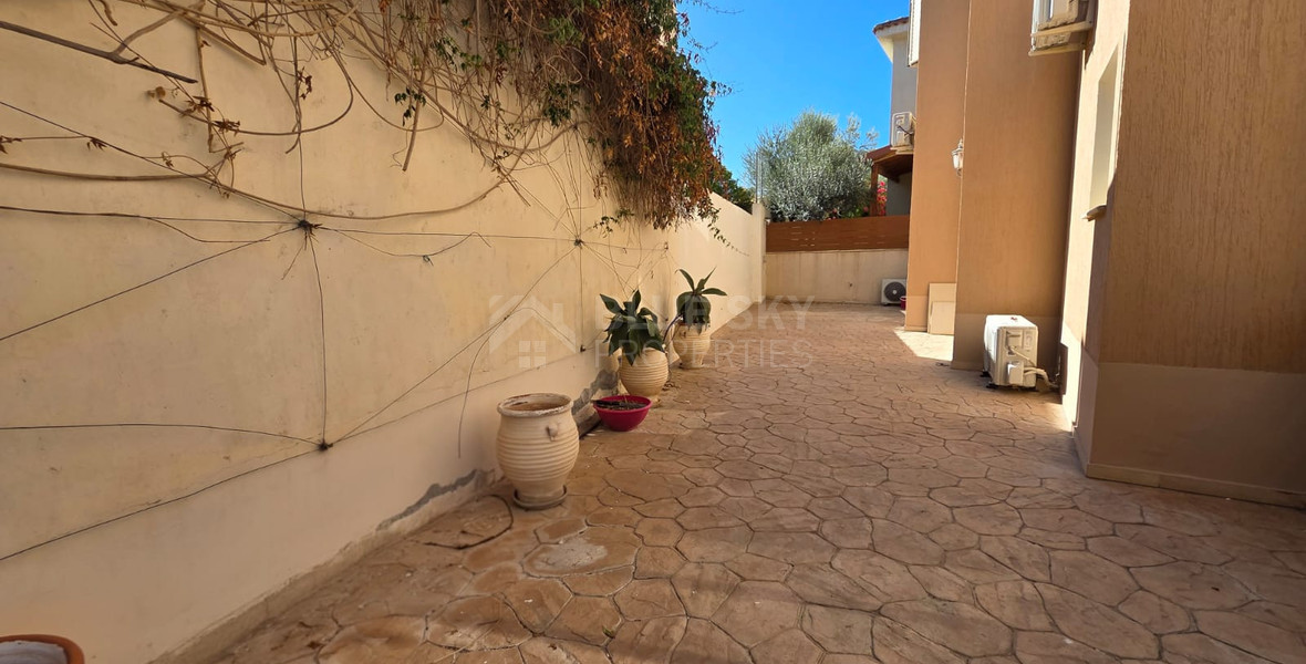 Three bedroom house for rent in Agios Athanasios, Limassol