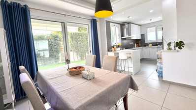 Charming 3-Bedroom Semi-Detached House in Mouttagiaka Residence Area