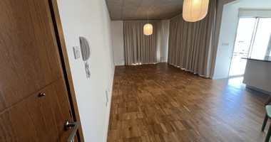 Top-Floor 1+1 Bed Apartment in Kapsalos with Views