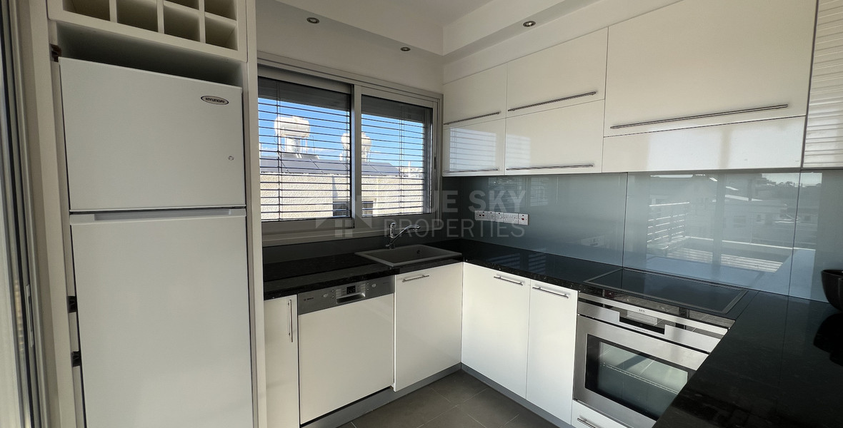 Top-Floor 1+1 Bed Apartment in Kapsalos with Views
