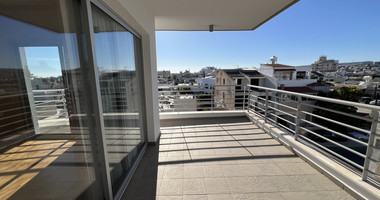 Top-Floor 1+1 Bed Apartment in Kapsalos with Views