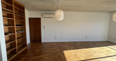 Top-Floor 1+1 Bed Apartment in Kapsalos with Views