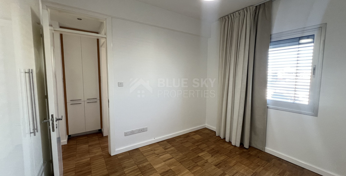 Top-Floor 1+1 Bed Apartment in Kapsalos with Views