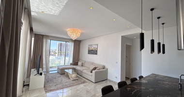 Modern Sea-View 2-Bed Apartment in Agios Tychon
