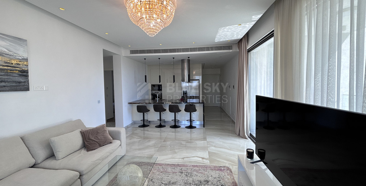 Modern Sea-View 2-Bed Apartment in Agios Tychon