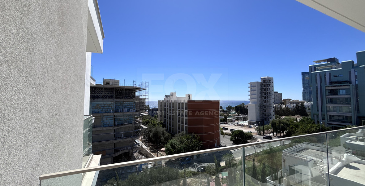 Modern Sea-View 2-Bed Apartment in Agios Tychon