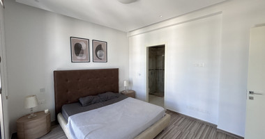 Modern Sea-View 2-Bed Apartment in Agios Tychon