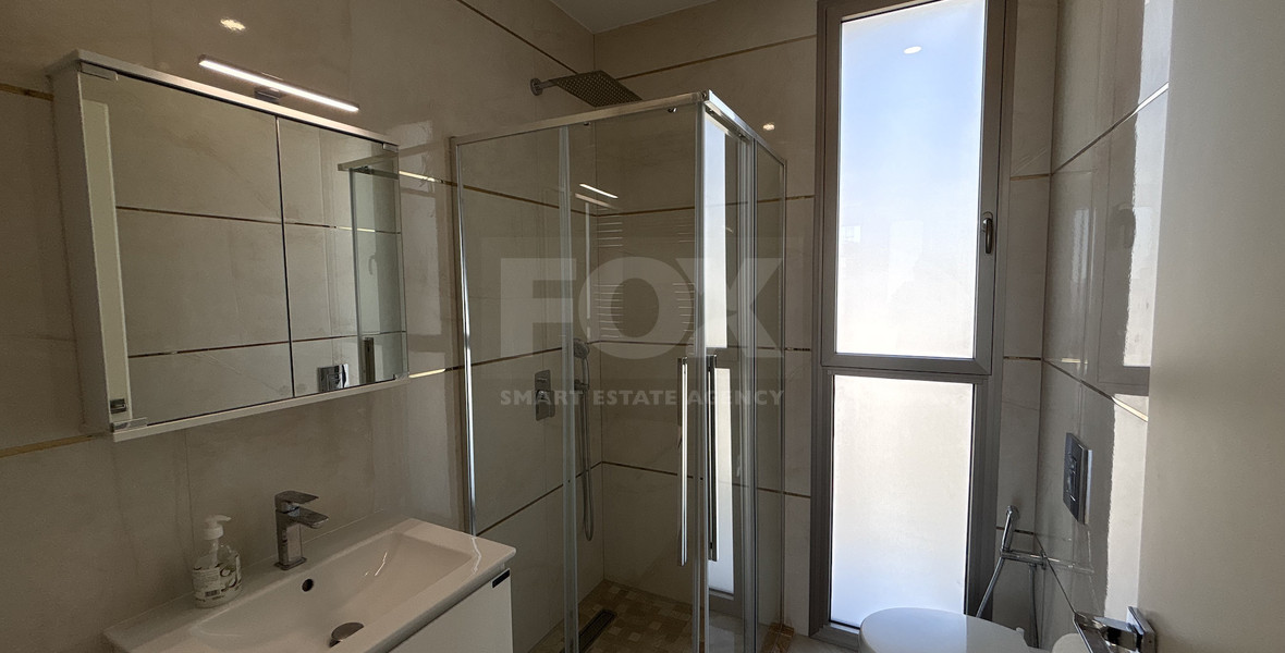 Modern Sea-View 2-Bed Apartment in Agios Tychon