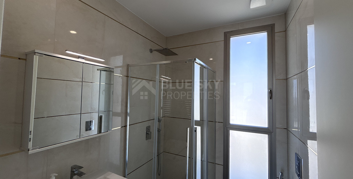 Modern Sea-View 2-Bed Apartment in Agios Tychon