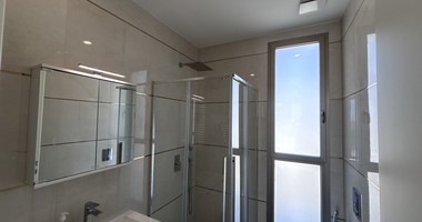 Modern Sea-View 2-Bed Apartment in Agios Tychon