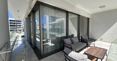 Modern Sea-View 2-Bed Apartment in Agios Tychon