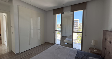 Modern Sea-View 2-Bed Apartment in Agios Tychon