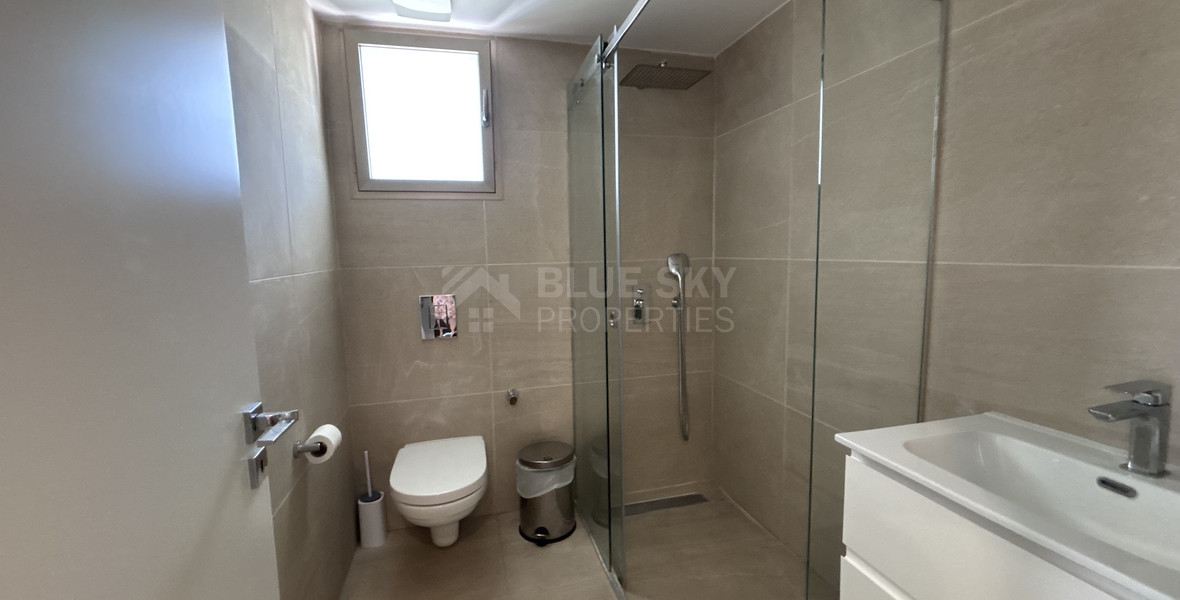 Modern Sea-View 2-Bed Apartment in Agios Tychon