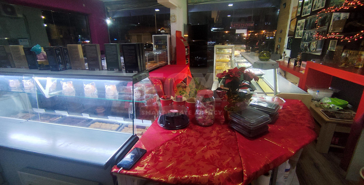 Fully Equipped Commercial Shop in Agia Zoni City Centre