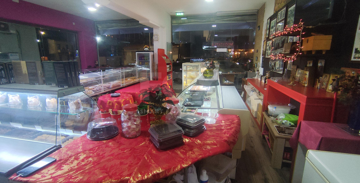 Fully Equipped Commercial Shop in Agia Zoni City Centre